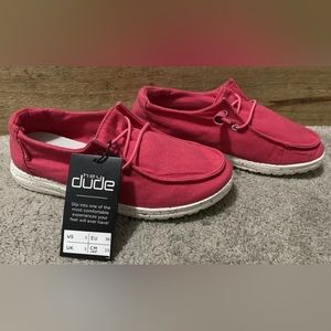 Hey Dude Women's Wendy Coral Size 5 New With Tag No Box